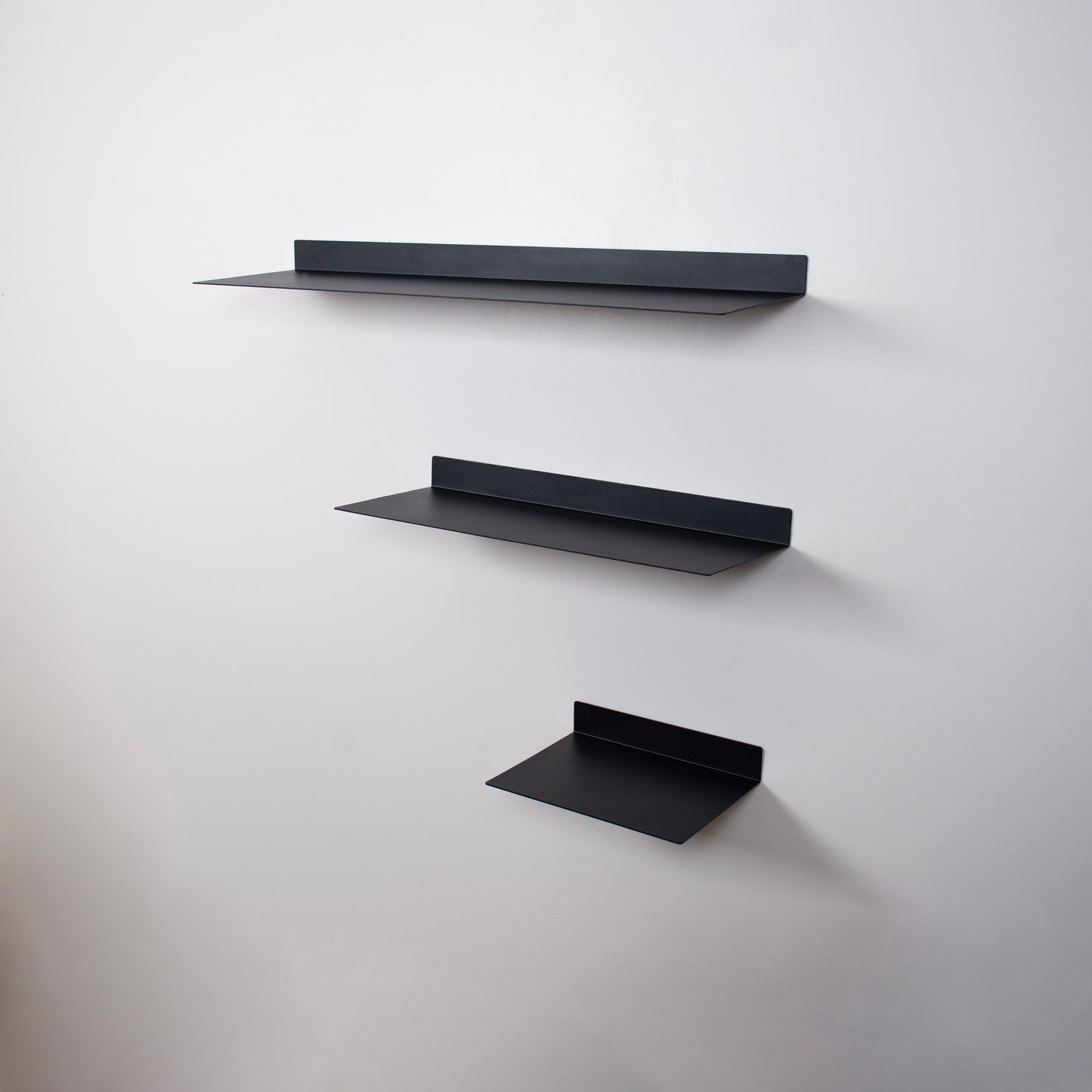 Modern Metal Duvar Rafı