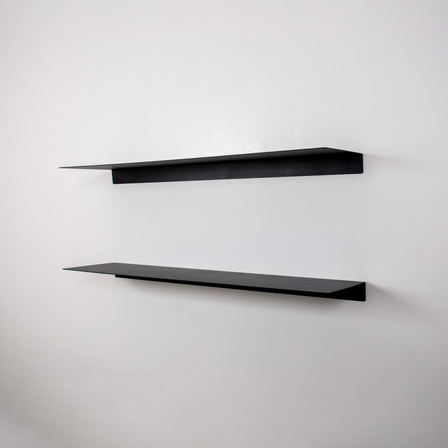 Modern Metal Duvar Rafı