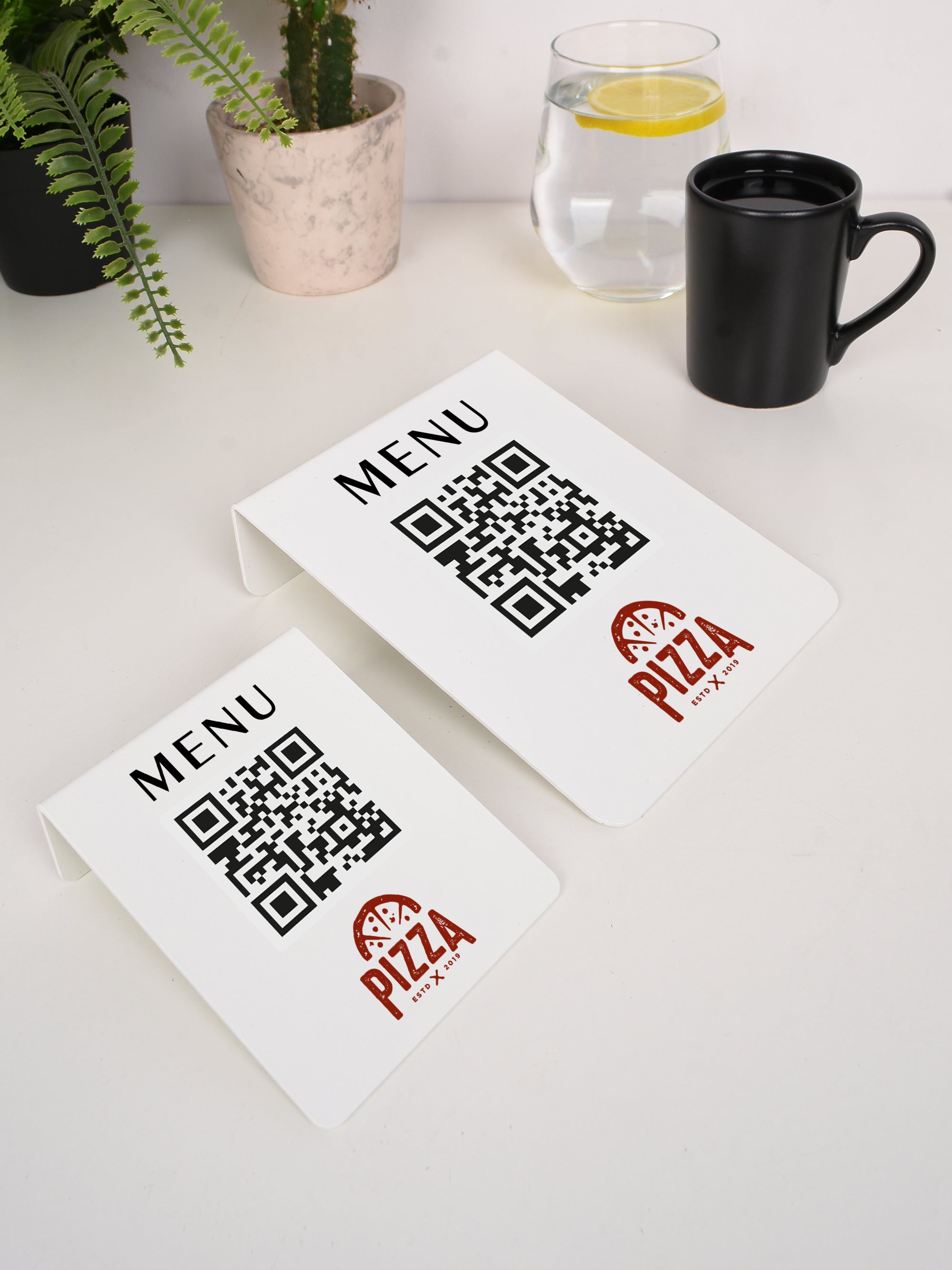Minimalist Metal QR Menü Standı