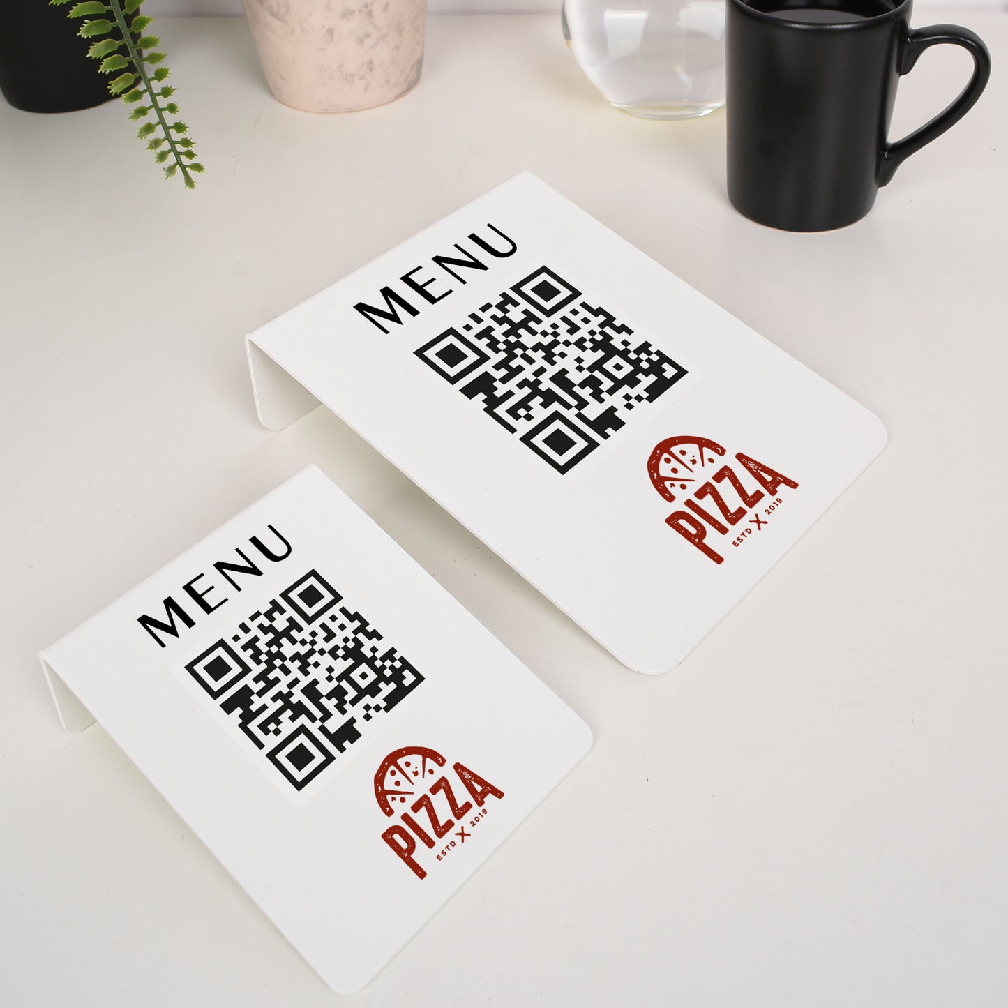 Minimalist Metal QR Menü Standı