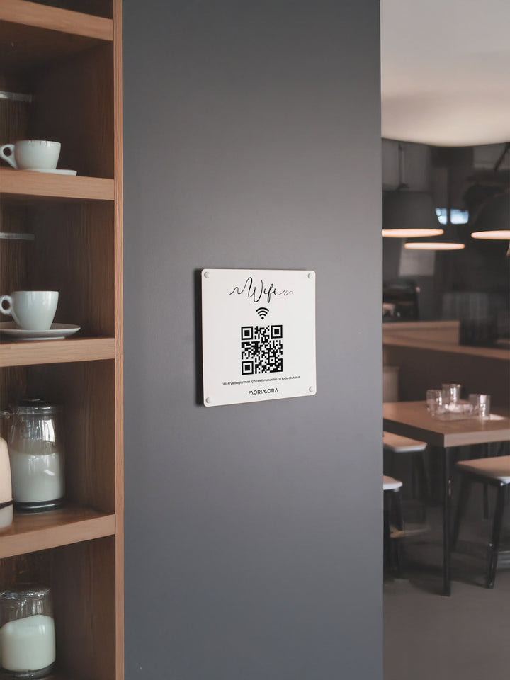 Wi-Fi Paylaşımını Kolaylaştıran Metal Tabela